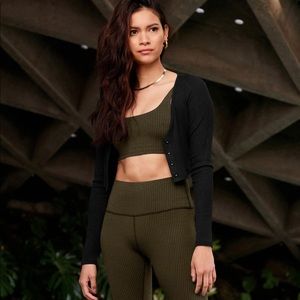 XS Alo Set! Dark Olive High-Waist Houndstooth Legging & matching Sports Bra